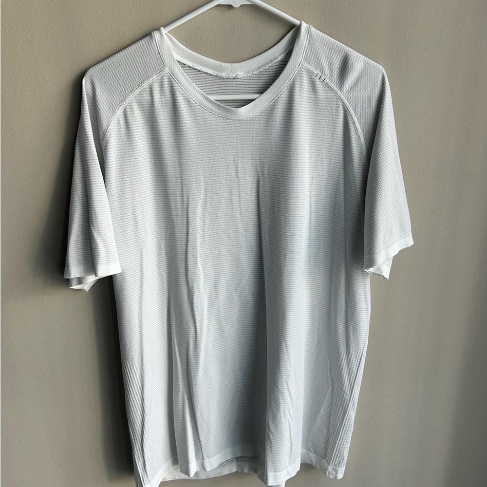 Lululemon Men’s White Vent Tech Short-Sleeve Shirt